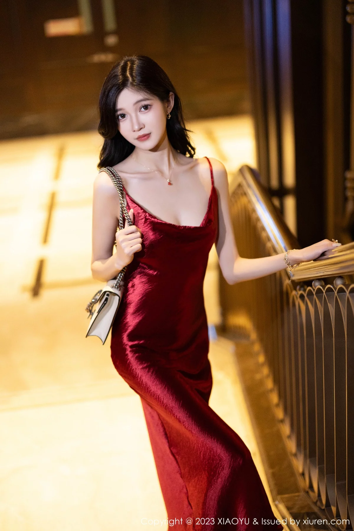 [XiaoYu画语界]Vol.1166_模特程程程性感红色礼裙+黑色蕾丝情趣服饰秀曼妙身姿诱惑写真90P